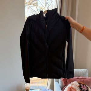 Athleta Women's Black Puffer Jacket